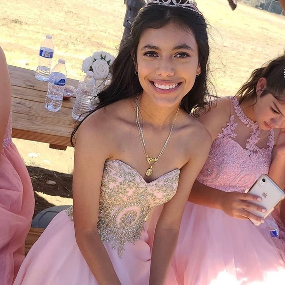 Meet your Posher, Flores - Picture 7 of 9